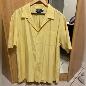 Vintage Ralph Lauren men’s collared button down shirt
